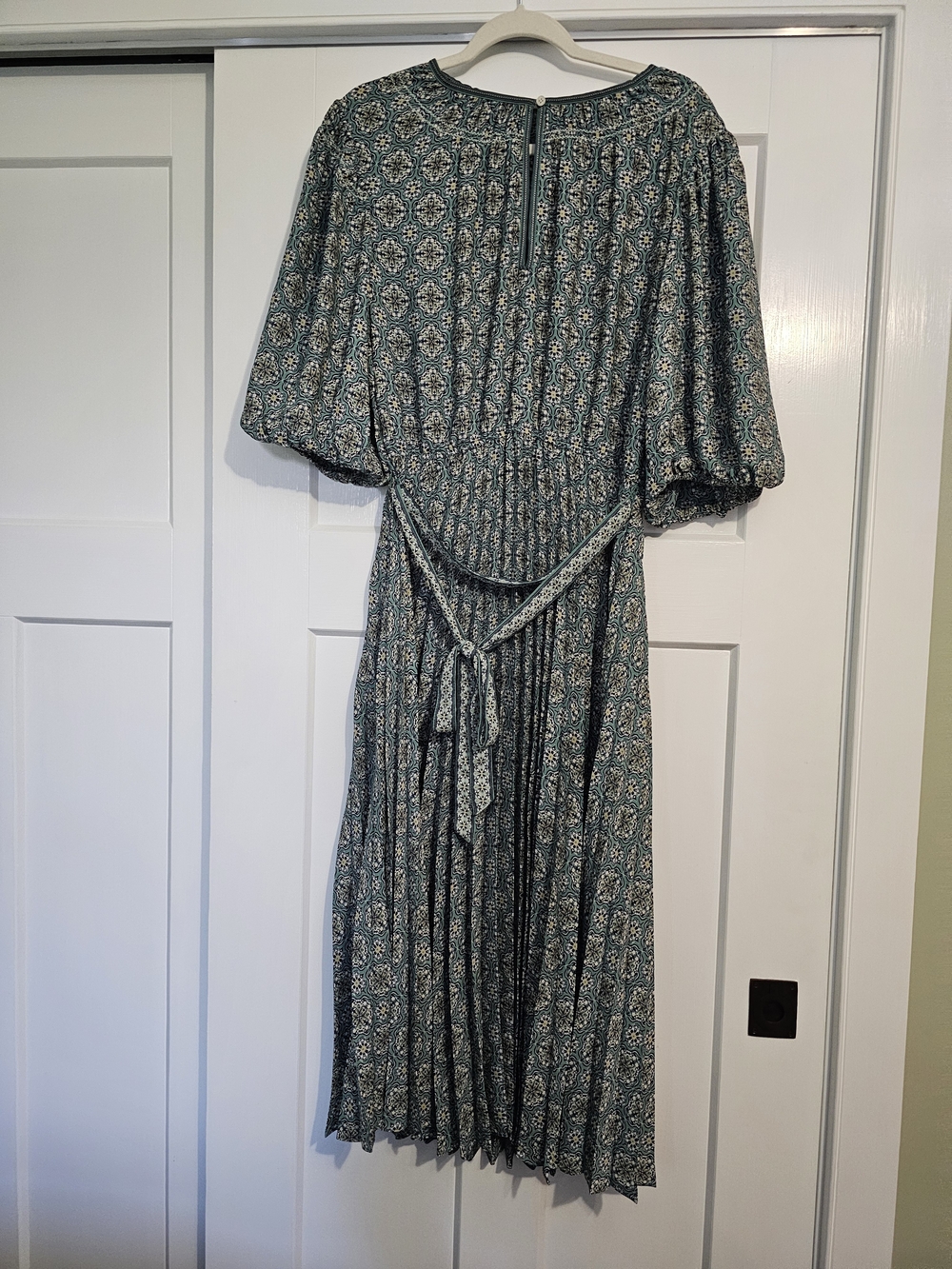 Max Studio Teal Green Floral Midi Dress with Tie Waist